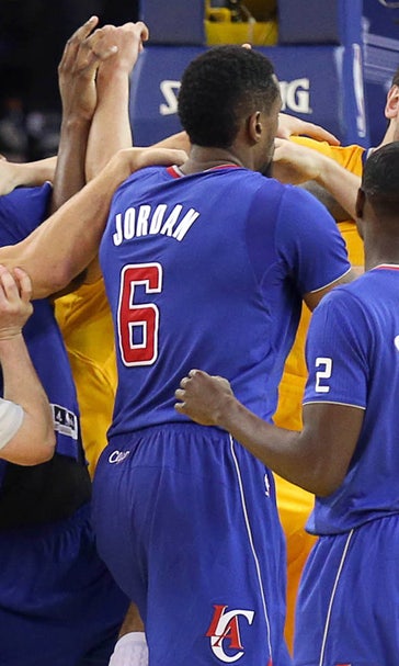 Bogut takes a shot at Chris Paul during rant ripping union's awards
